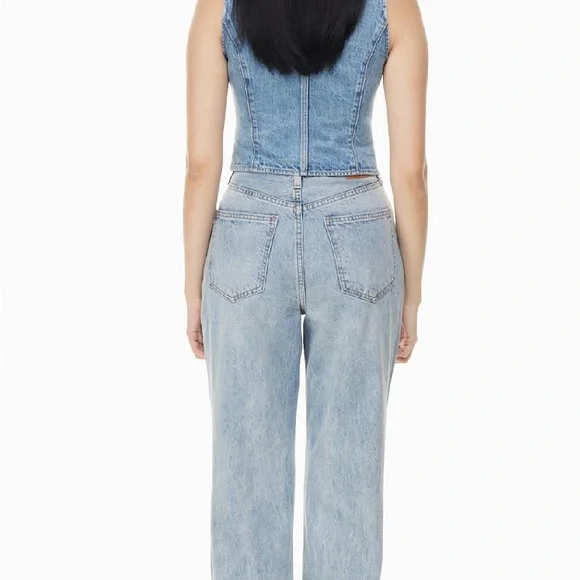 Denim Forum - The Joni High Rise Loose Jean 
Colour: Picture This Rip - Picture 2 of 4